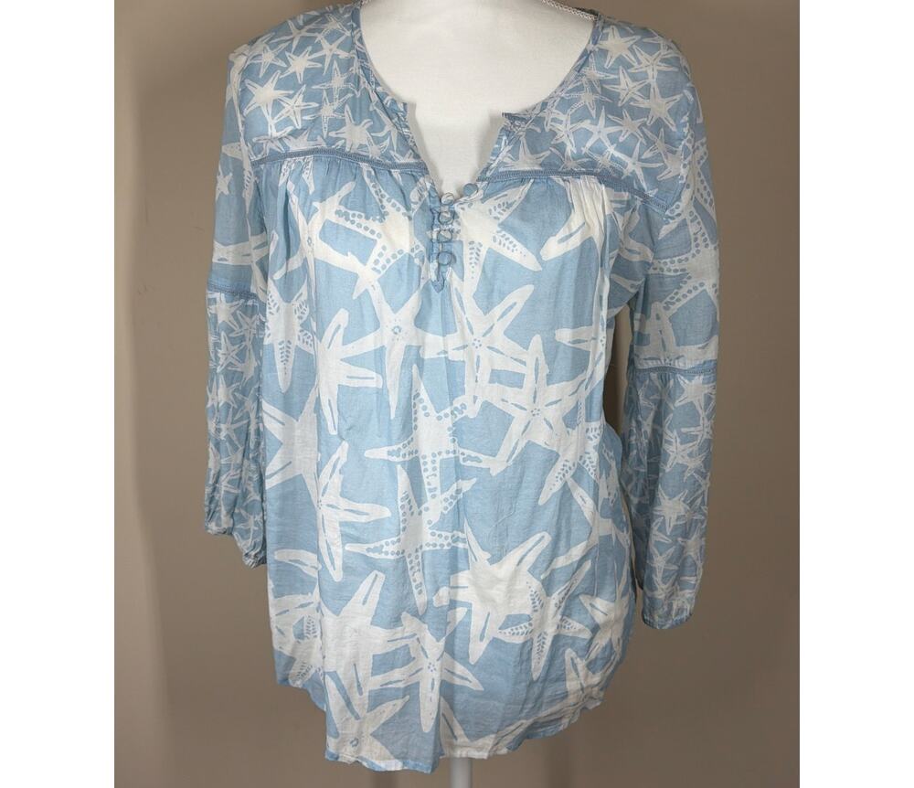 Crown and Ivy Blue and White Starfish Shirt 100% Cotton Size M